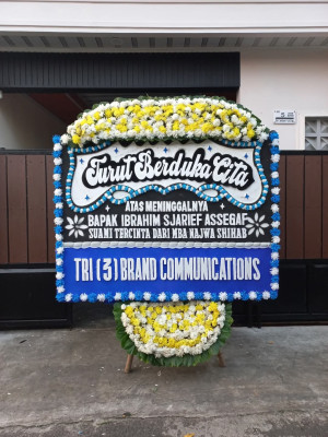 Papan Bunga Duka di Batani